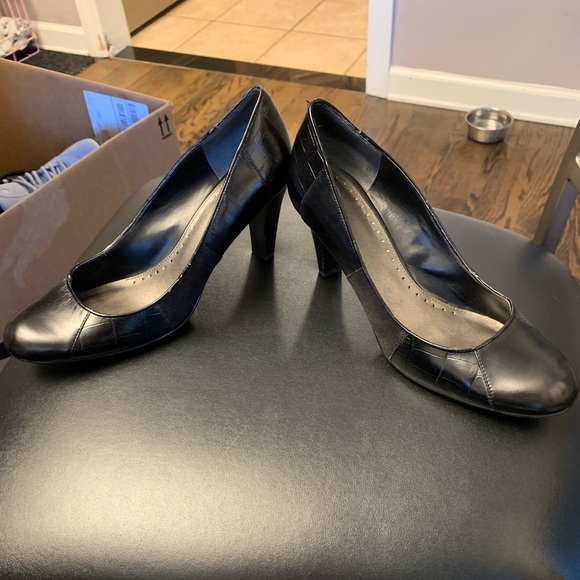 Bandolino snake alligator pattern heels 8.5 🎀 - Picture 4 of 8